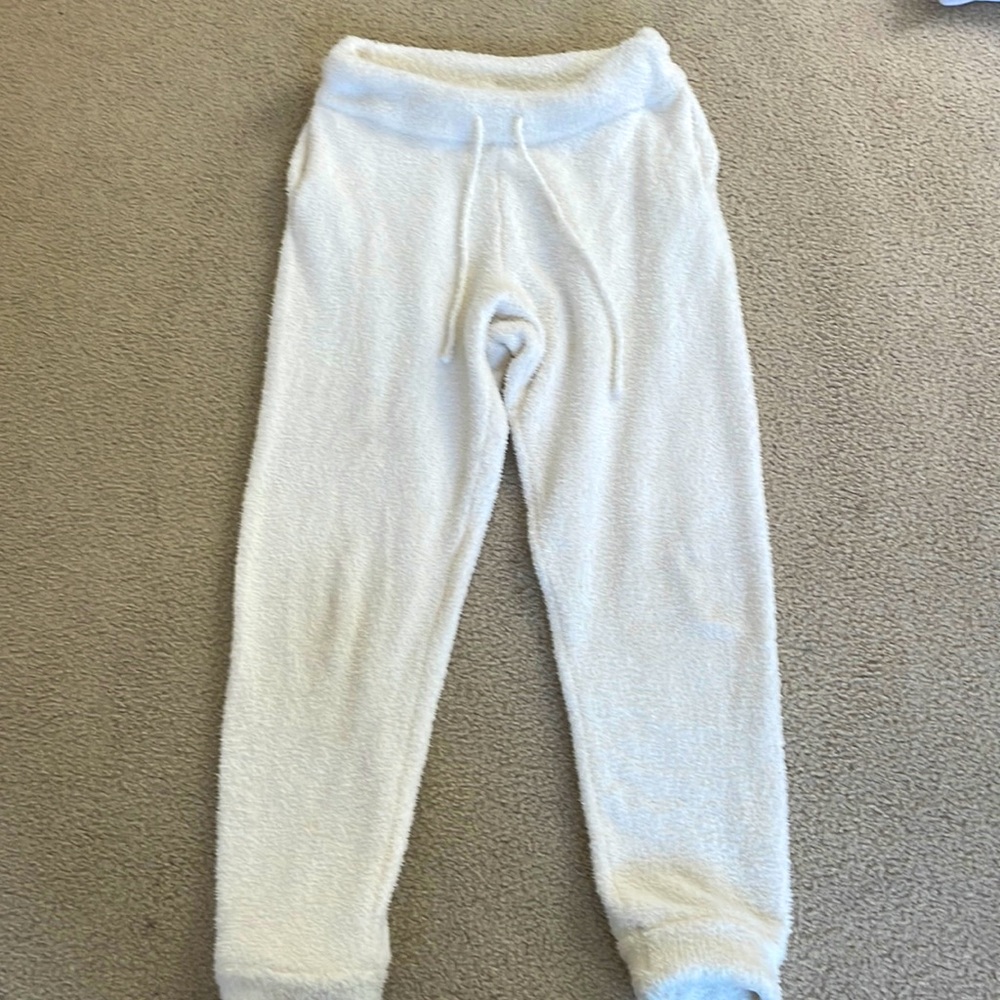 Express sweatpants, soft and fluffy, white, not worn